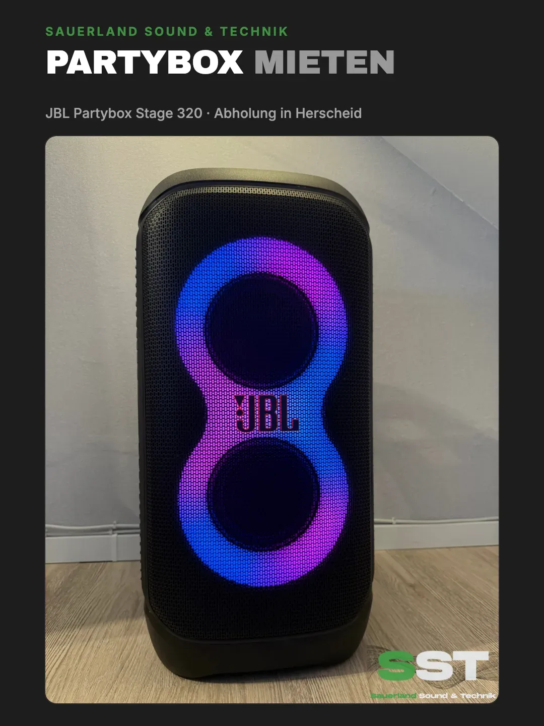 Partybox mieten: JBL Partybox Stage 320 mit eingeschalteter Lichtshow